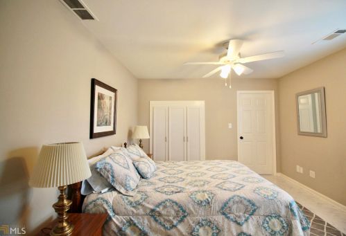 156 Wexford Ct, Stockbridge GA  30281-6306 exterior