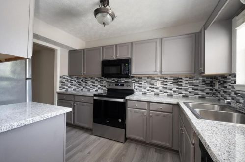5844 Trent Walk Dr, Lithonia, GA 30038-1940