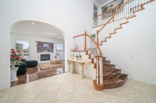 16550 Catalonia Dr, Riverside CA  92504-8701 exterior