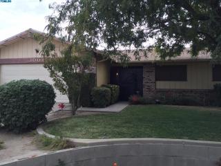 3004 County Center Dr, Visalia, CA 93277-7102