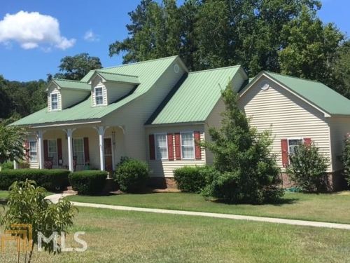604 Farris Blvd, Manchester, GA 31816-2011