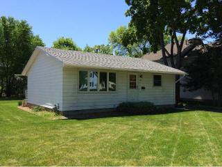 432 Benton St, Anoka, MN 55303-2153