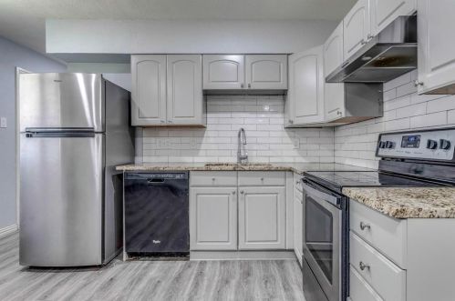 2420 Hancock St, Irving TX  75061-1808 exterior