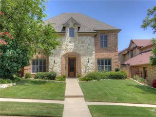 3754 6th St, Fort Worth TX  76107-2061 exterior