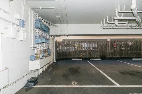 1145 Davenport St, Honolulu HI  96822-3958 exterior