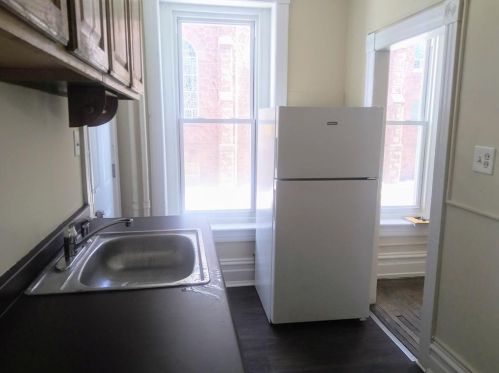 1427 Turner St, Allentown PA  18102-3687 exterior