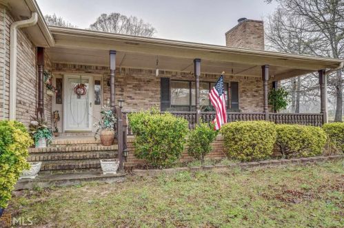 2458 Brownlee Rd, Jackson, GA 30233-5907