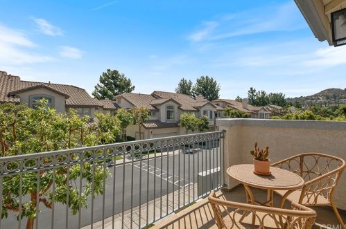 7908 Horizon Vw Dr, Anaheim CA  92808-1517 exterior