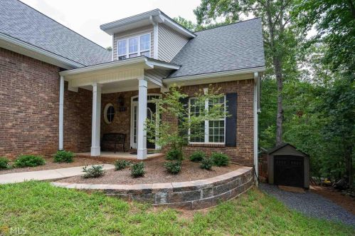 6083 Wayfarer Dr, Villa Rica, GA 30180-3994