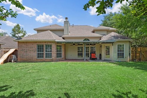 6418 Cyn Pointe Ln, Richmond TX 77469-6106 exterior