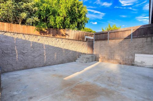 252 Plumosa Ave, Vista CA  92083-8022 exterior