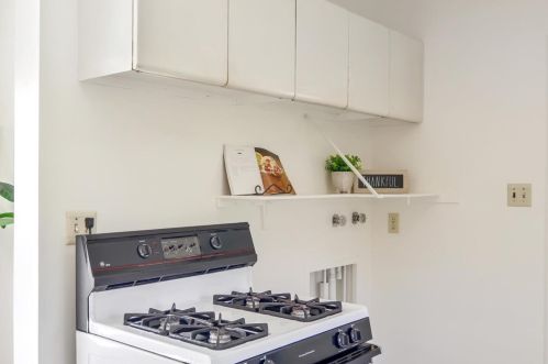 1252 Carmel Ter, Los Altos CA 94024-5508 exterior