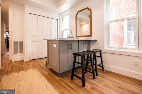 24 Ross St, Lancaster PA  17602-1940 exterior