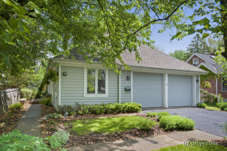 353 Lockwood Ave, Northfield, IL 60093-3522