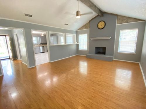 6816 Shadydale Dr, Fort Worth TX  76182-7615 exterior