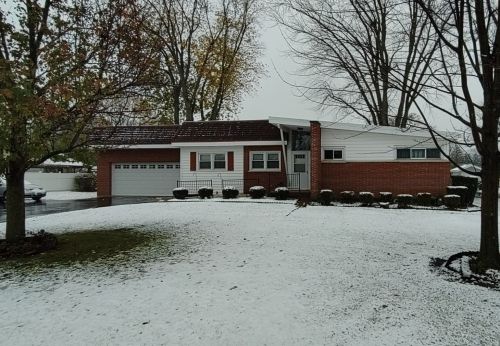 103 Euclid Ave, Mount Prospect, IL 60056-1013