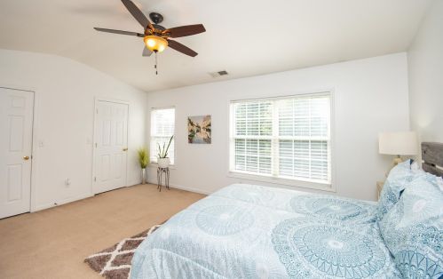 748 Celeste Ln, Atlanta GA  30331-8606 exterior