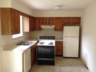 396 Dohner Dr, Lancaster PA  17602-3372 exterior