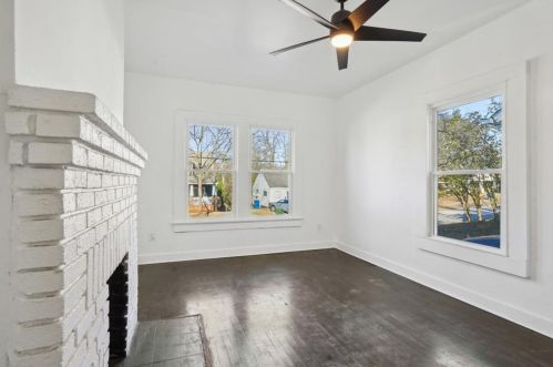 984 Burns Dr, Atlanta GA  30310-4632 exterior