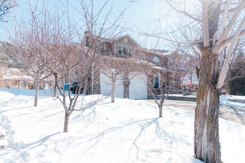 1080 Grandview Dr, Providence UT 84332-9317 exterior