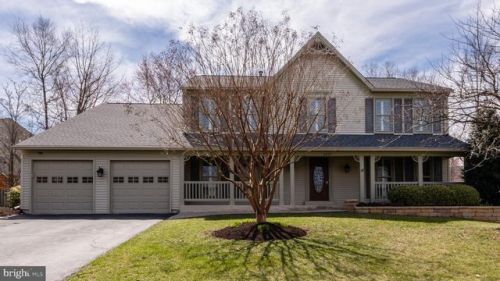 6305 Bluestone Pl, Clifton, VA 20124-2466
