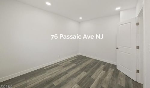 76 Passaic Ave, Paterson NJ  07506-1406 exterior