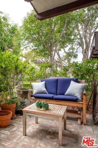 123 Georgina Ave, Santa Monica, CA 90402-1659