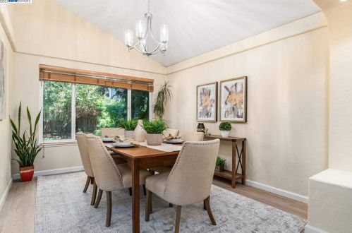 3287 Runnymede Ct, Pleasanton, CA 94588-3543