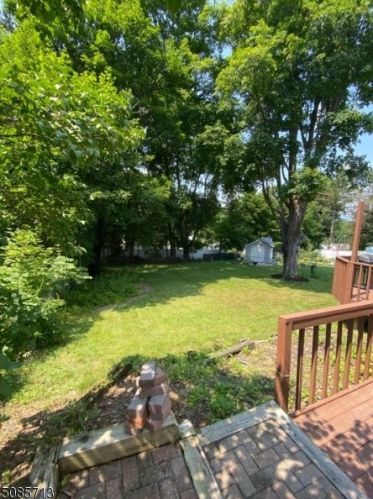 42 Hillside Ter, Fredon, NJ 07860-5901