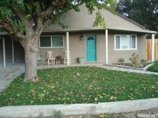 9724 Cole Dr, Stockton, CA 95212-2024