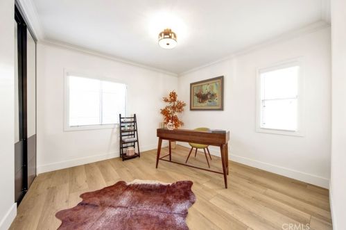 1755 Glenwood Rd, Glendale CA  91201-1543 exterior