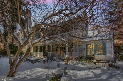 109 High St, Carlisle PA 17013-2990 exterior