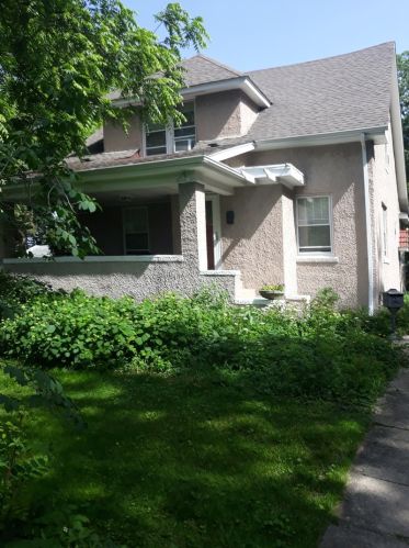 1014 Deerfield Rd, Bannockburn IL  60015-4126 exterior