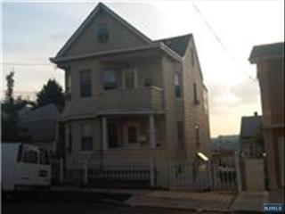 166 17th St, Paterson, NJ 07524-1831