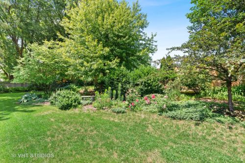 719 Somonauk St, Sycamore IL  60178-2253 exterior