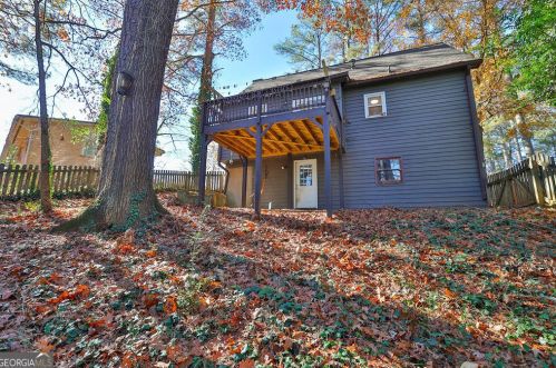 751 San Fernando Dr, Smyrna GA  30080-1437 exterior