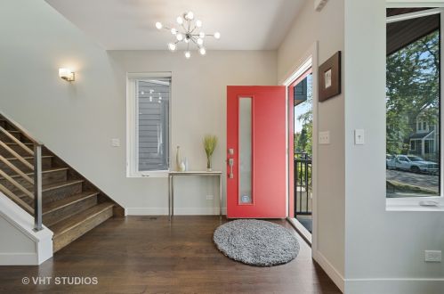 3821 Christiana Ave, Chicago, IL 60618-1419