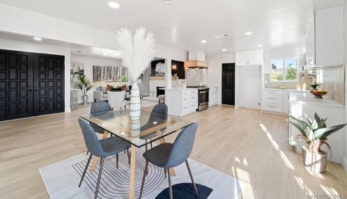 252 Plumosa Ave, Vista CA  92083-8022 exterior