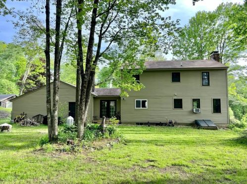 35 Coral Ave, Unity NH  03603-4468 exterior