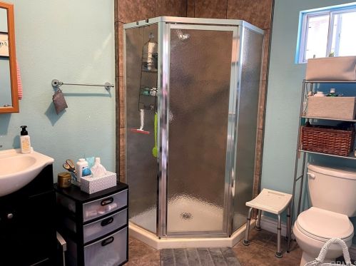 5625 Magnolia Ave, Riverside CA  92506-1822 exterior