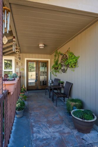 2691 Coyote Rd, Willits, CA 95490-9034