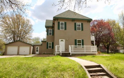 207 2nd St, Raymond, MN 56282-2134