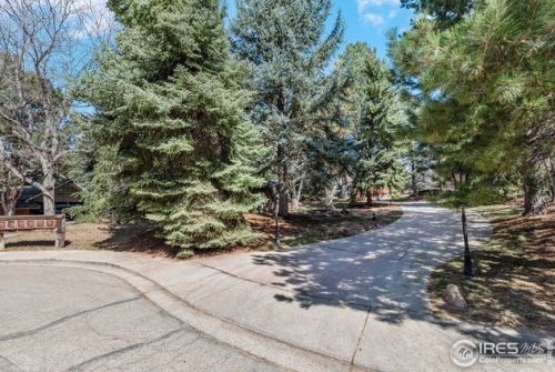 7123 Four Rivers Rd, Boulder, CO 80301-3733