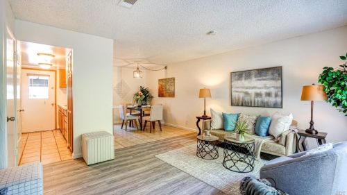 12 Roundtree Blvd, San Rafael, CA 94903-1630