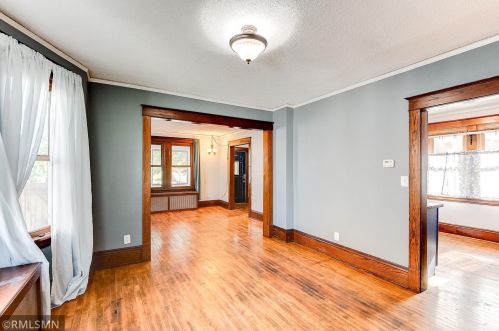 946 Cook Ave, Saint Paul MN  55106-3235 exterior
