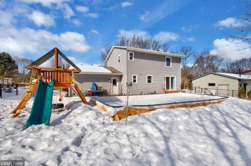 4258 Dunrovin Ln, Saint Paul MN 55123-1725 exterior