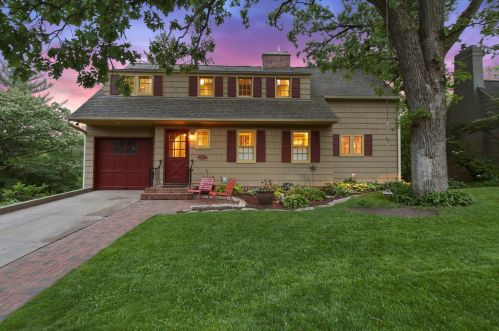 2121 52nd St, Minneapolis, MN 55419-1009