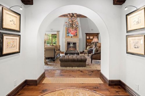 50 Golden Eagle, Irvine CA  92603-0308 exterior