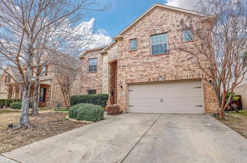 9601 Saltbrush St, Fort Worth TX  76177-7242 exterior