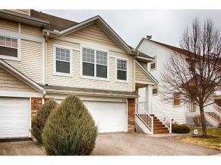 3268 Oak View Dr, Saint Paul, MN 55129-9370